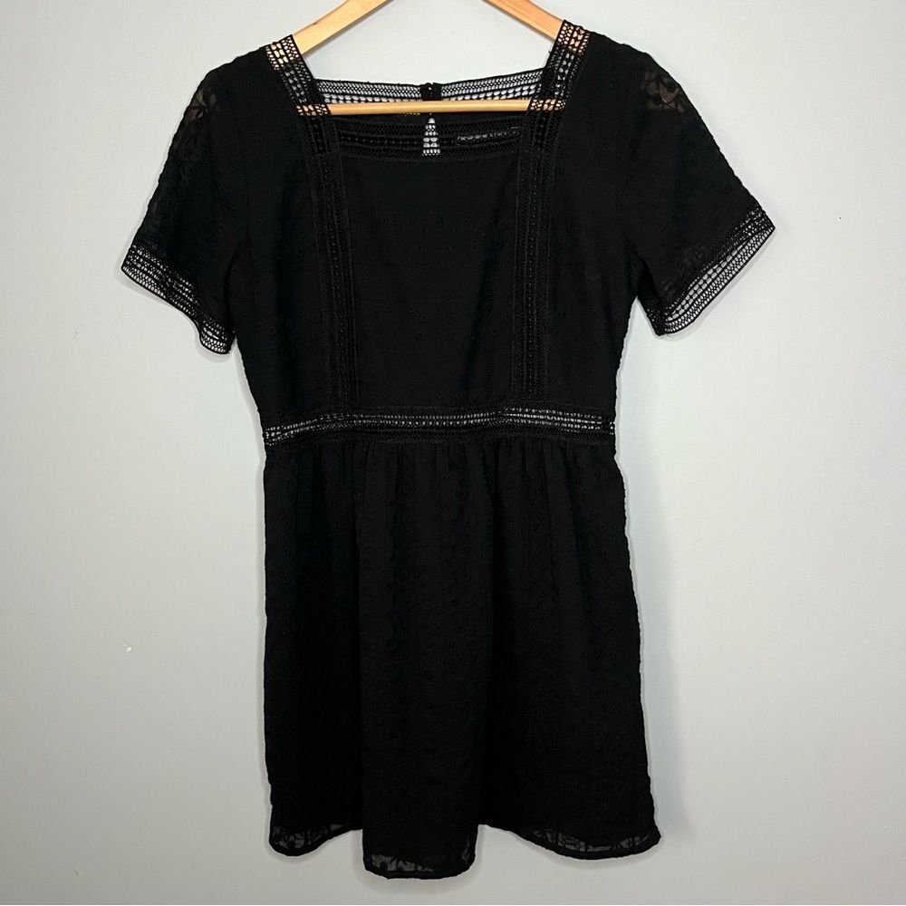 Abercrombie & Fitch A-Line Crochet Lace Square Neckline Mini Dress Size XSP - Picture 2 of 16